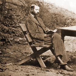 dr. Arthur Mayer